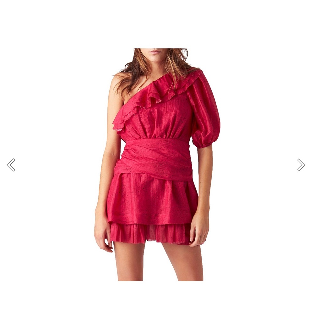 Elegant Red One-Shoulder Dress